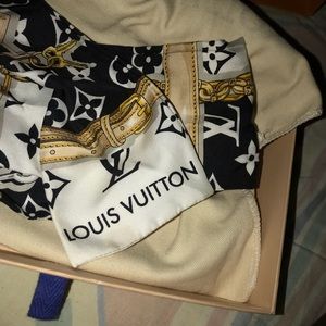 Louis Vuitton Bandeau